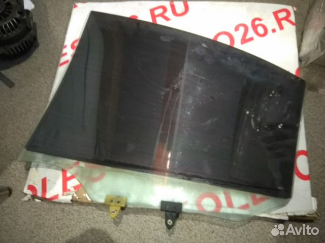 Стекло двери заднее правое Nissan Primera 12