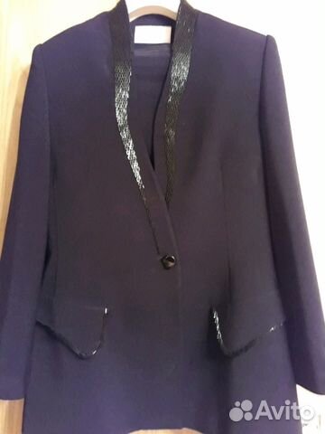 Женский костюм Женский костюм