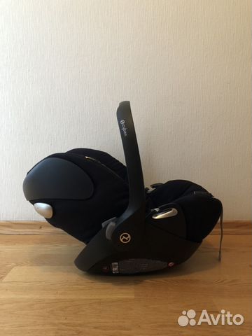 Автомобильное кресло Автомобильное кресло