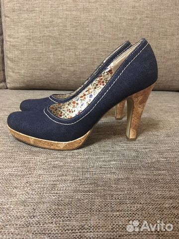 Женские туфли на каблуке,новые,39-40