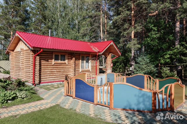 Дом 242 м² на участке 1.58 га