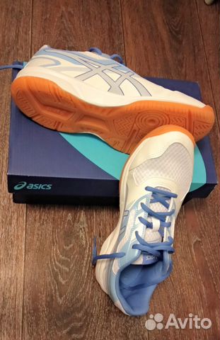 Кроссовки женские волейбольные Asics Кроссовки женские волейбольные Asics
