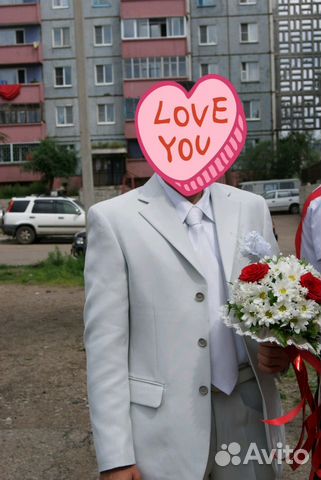 Костюм белый на свадьбу, выпускной, торжественное Костюм белый на свадьбу, выпускной, торжественное