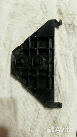 Кронштейн заднего бампера центральный тойота рав 4