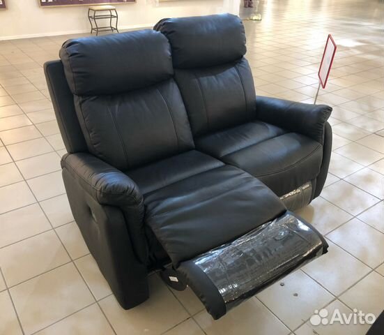 Новый кожаный диван реклайнер, made in Finland