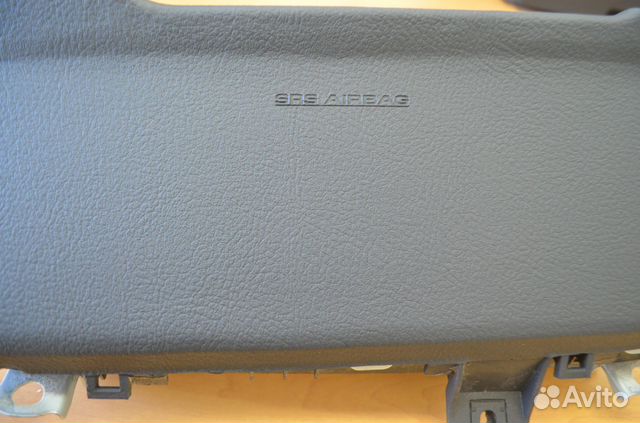 Подножка Toyota Hilux Подножка Toyota Hilux