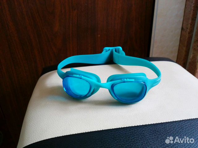 Доска,очки,ласты,сетка для бассейна