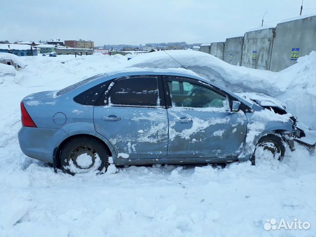 Запчасти на Ford Focus 2 II седан 1.6 МКПП 2010 г