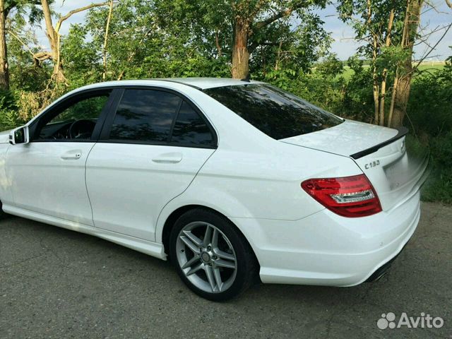 Спойлер Mercedes w204 с выемкой Спойлер Mercedes w204 с выемкой