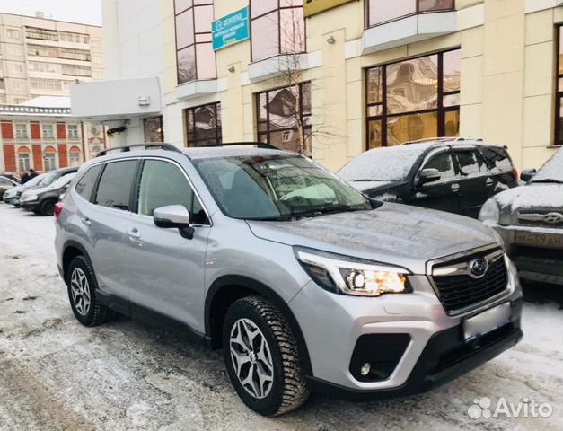 Аренда автомобиля с водителем