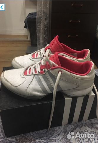 Кроссовки adidas