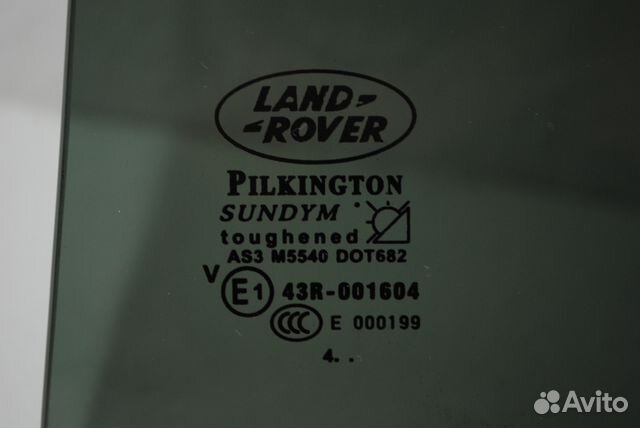 Стекло задней левой двери Ленд Ровер Дискавери