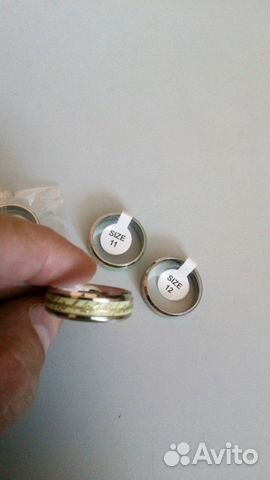 Кольцо из фильма Властелин кольца. светится в темн