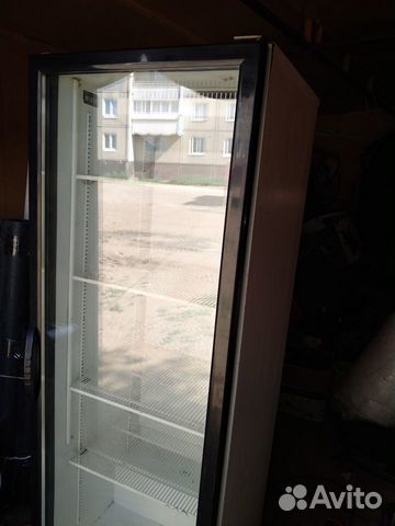 Продам холодильный шкаф (витрину)