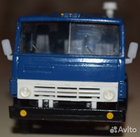 Масштабная модель автомобиля Камаз масштаб 1/43