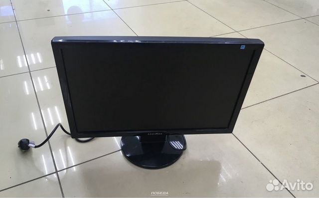 Монитор SAMSUNG SyncMaster 2243LNX