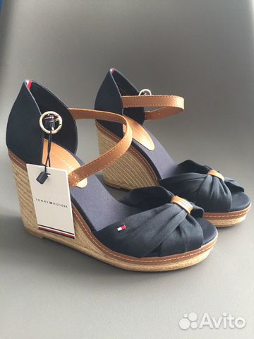 Tommy Hilfiger босоножки новые оригинал Tommy Hilfiger босоножки новые оригинал