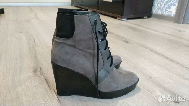 Ботинки женские р.40