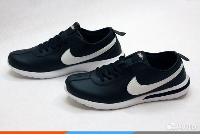 Кроссовки Nike новые Кроссовки Nike новые