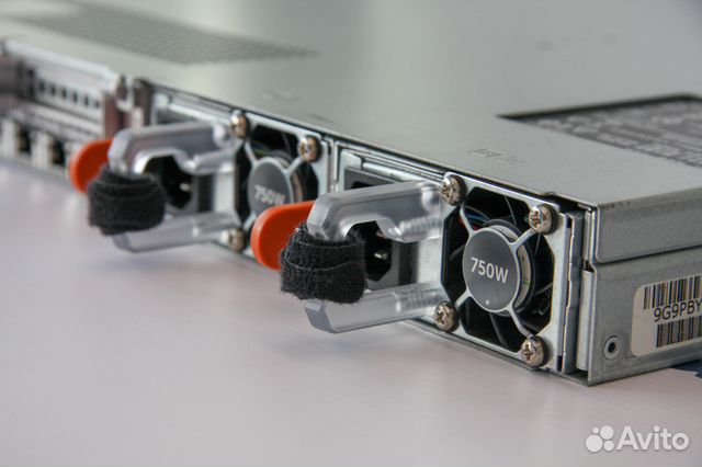 Сервер Dell R620 10SFF 2x E5-2680 32 GB