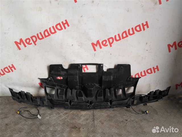 Усилитель переднего бампера верхний Renault Megane