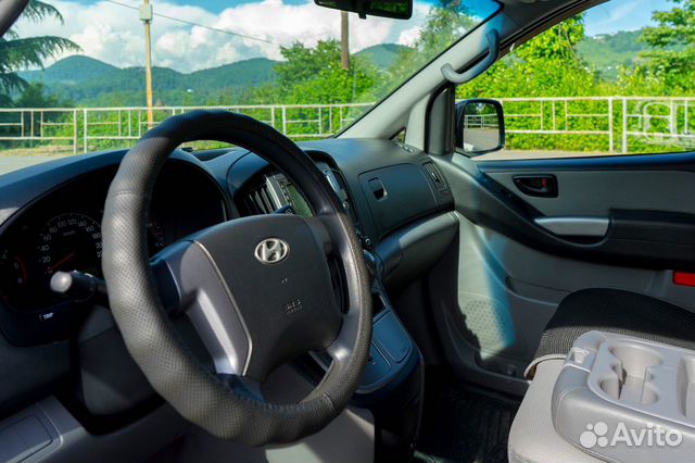 Аренда и прокат, трансфер Сочи Hyundai Starex 8 ме Аренда и прокат, трансфер Сочи Hyundai Starex 8 ме