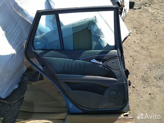 Дверь задняя левая универсал в сборе Mercedes 211