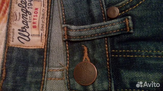 Джинсы женские Wrangler Джинсы женские Wrangler
