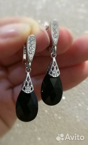 Серьги кисти и кристаллы Сваровски