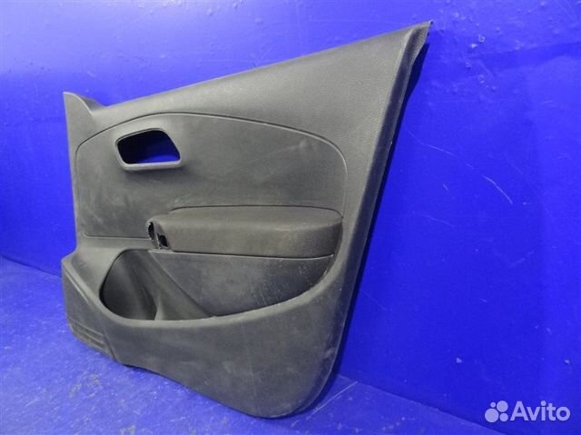 Обшивка двери передняя правая Volkswagen Polo 5