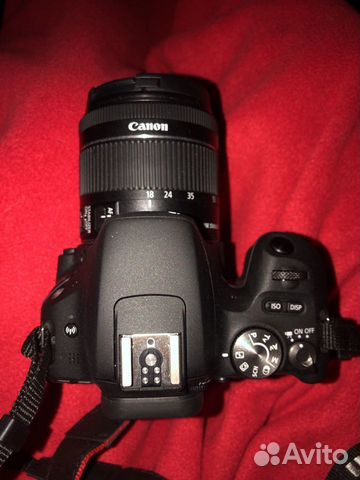 Canon eos 200d