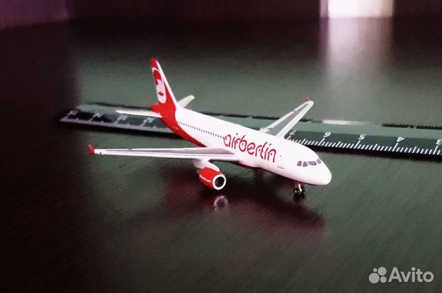 Модель самолёта А-320 авиакомпании AIR berlin Модель самолёта А-320 авиакомпании AIR berlin