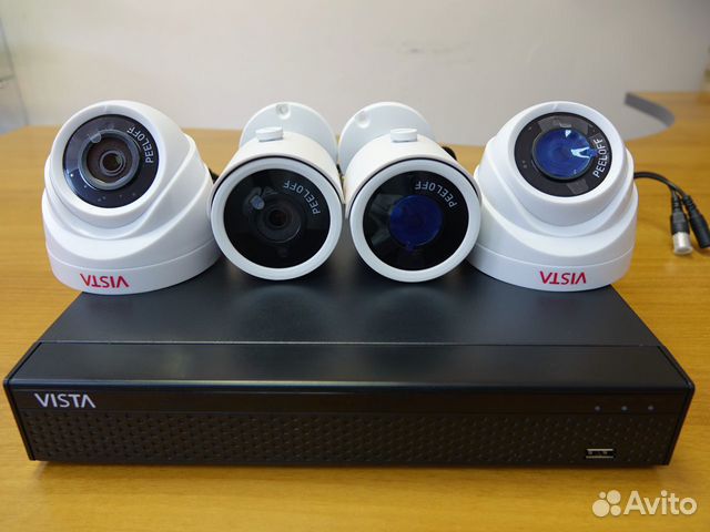 Комплект видеонаблюдения 4 AHD камеры 5 мп+DVR+бп Комплект видеонаблюдения 4 AHD камеры 5 мп+DVR+бп