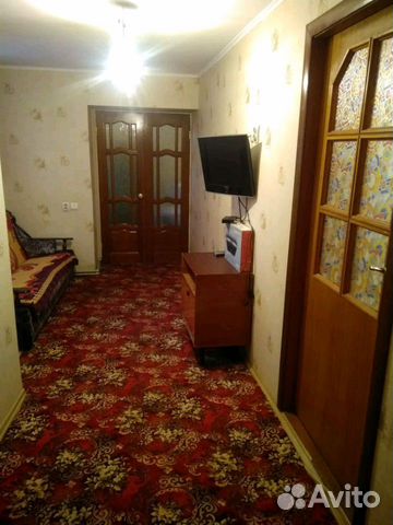 2-к квартира, 60 м², 1/2 эт.