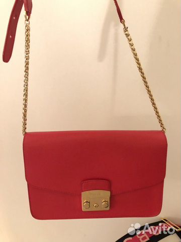 Женская сумка furla красная оригинал состояние нов Женская сумка furla красная оригинал состояние нов