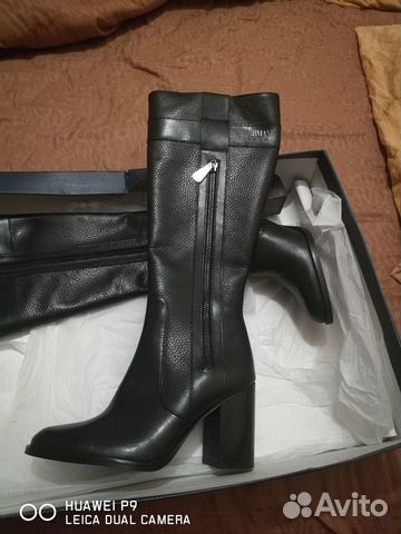 Сапоги новые Armani 36 р Сапоги новые Armani 36 р
