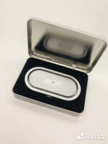 Беспроводная зарядка Apple Беспроводная зарядка Apple