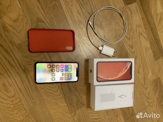 iPhone XR 128 Gb Coral