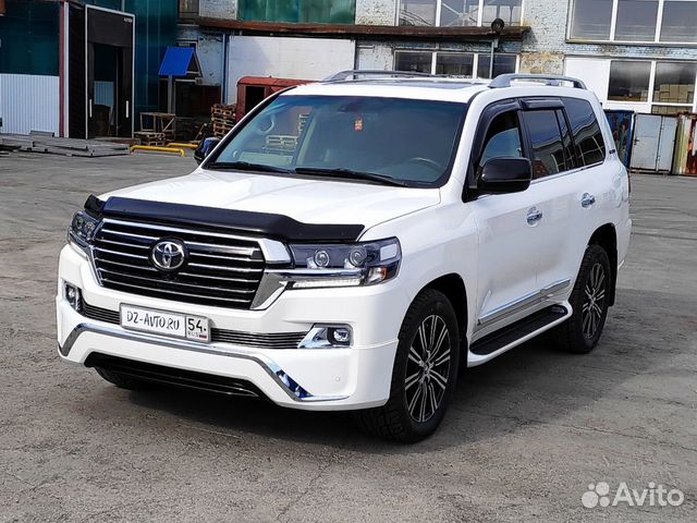 Рестайлинг комплект Toyota Land Cruiser 200 Рестайлинг комплект Toyota Land Cruiser 200