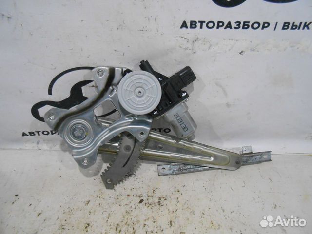 Задний левый стеклопод Mitsubishi Lancer 10