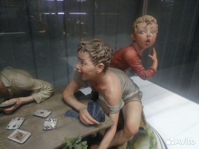 Фарфоровая фигура Каподимонте (Capodimonte) (Жулик Фарфоровая фигура Каподимонте (Capodimonte) (Жулик