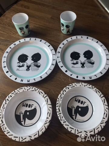 Детский набор посуды с персонажами Детский набор посуды с персонажами