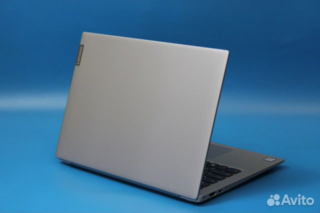 Ноутбук Lenovo на i3/GeForce/8Gb