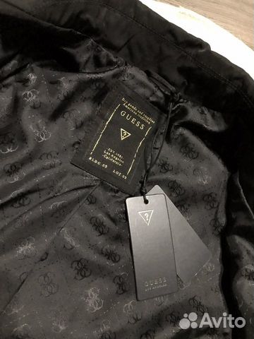 Легкое пальто Guess Легкое пальто Guess