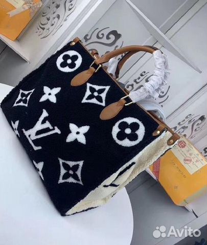 Новая женская сумка из меха Louis Vuitton Новая женская сумка из меха Louis Vuitton