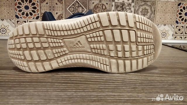 Кроссовки Adidas