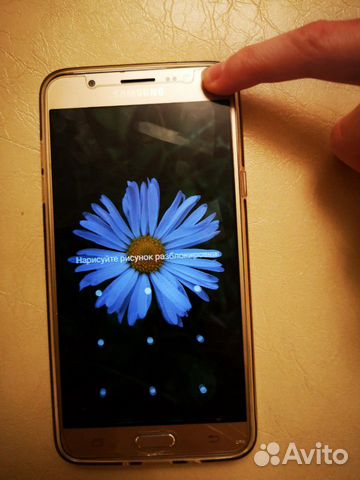 Телефон SAMSUNG j7 2016г золотистый