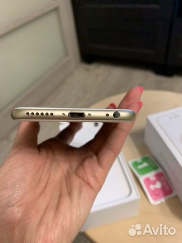 Телефон iPhone Телефон iPhone