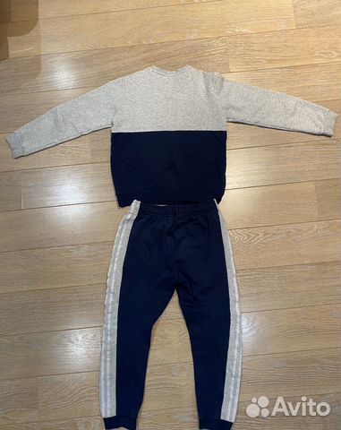 Продам костюм спортивный Adidas оригинал 152 Продам костюм спортивный Adidas оригинал 152
