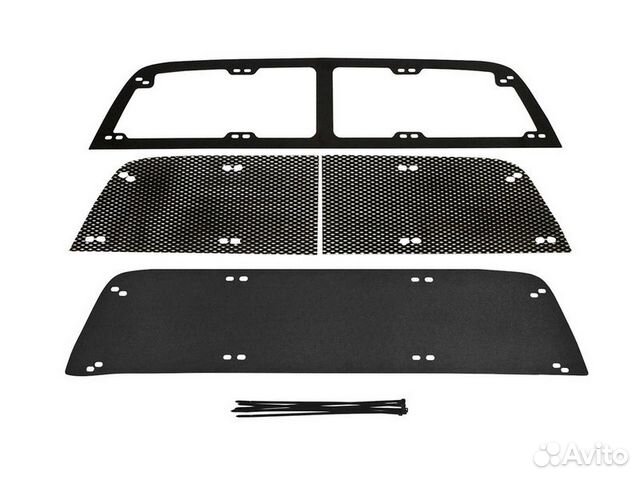 Сетка и заглушка переднего бампера Nissan Terrano Сетка и заглушка переднего бампера Nissan Terrano